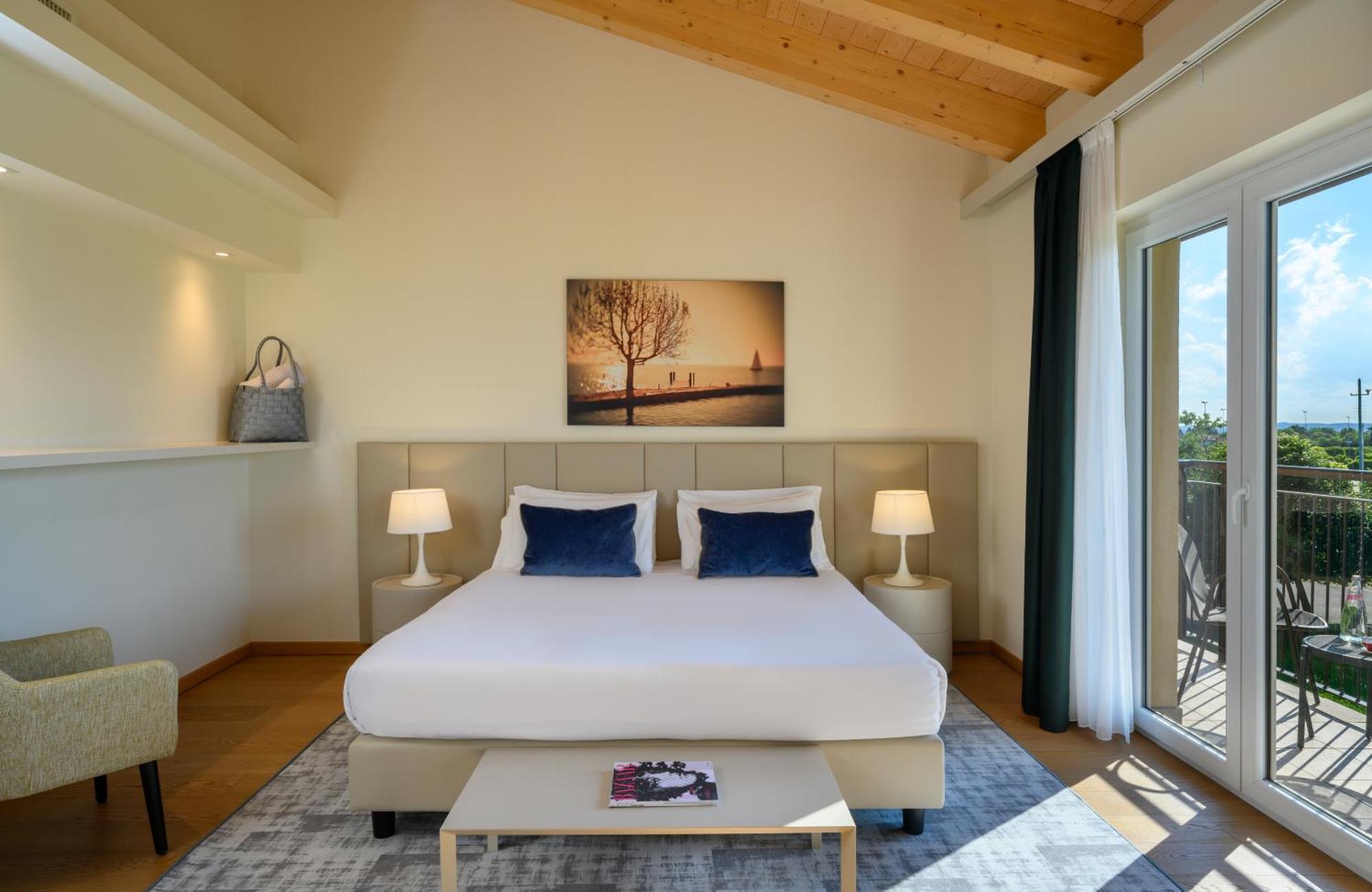 Leonardo Hotel Lago Di Garda - Wellness And Spa 라찌제 외부 사진