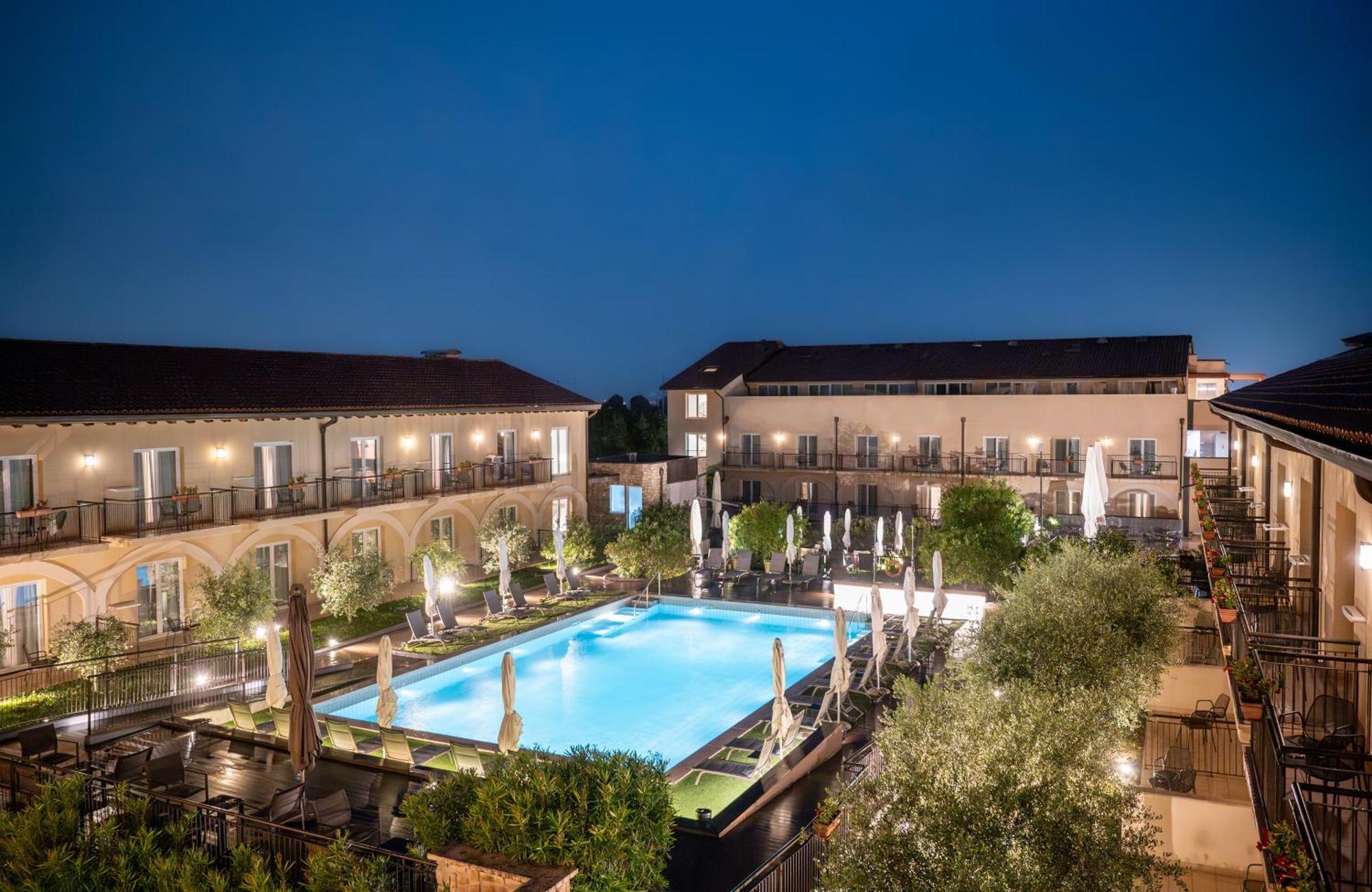 Leonardo Hotel Lago Di Garda - Wellness And Spa 라찌제 외부 사진