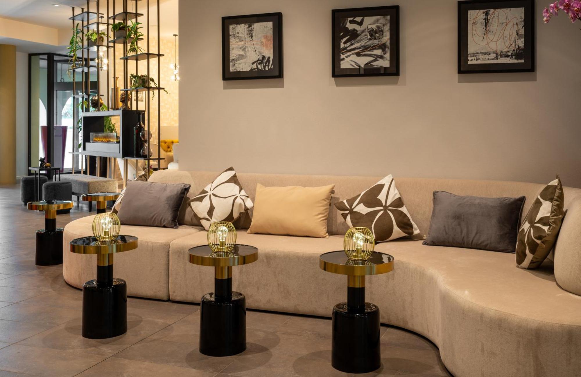 Leonardo Hotel Lago Di Garda - Wellness And Spa 라찌제 외부 사진