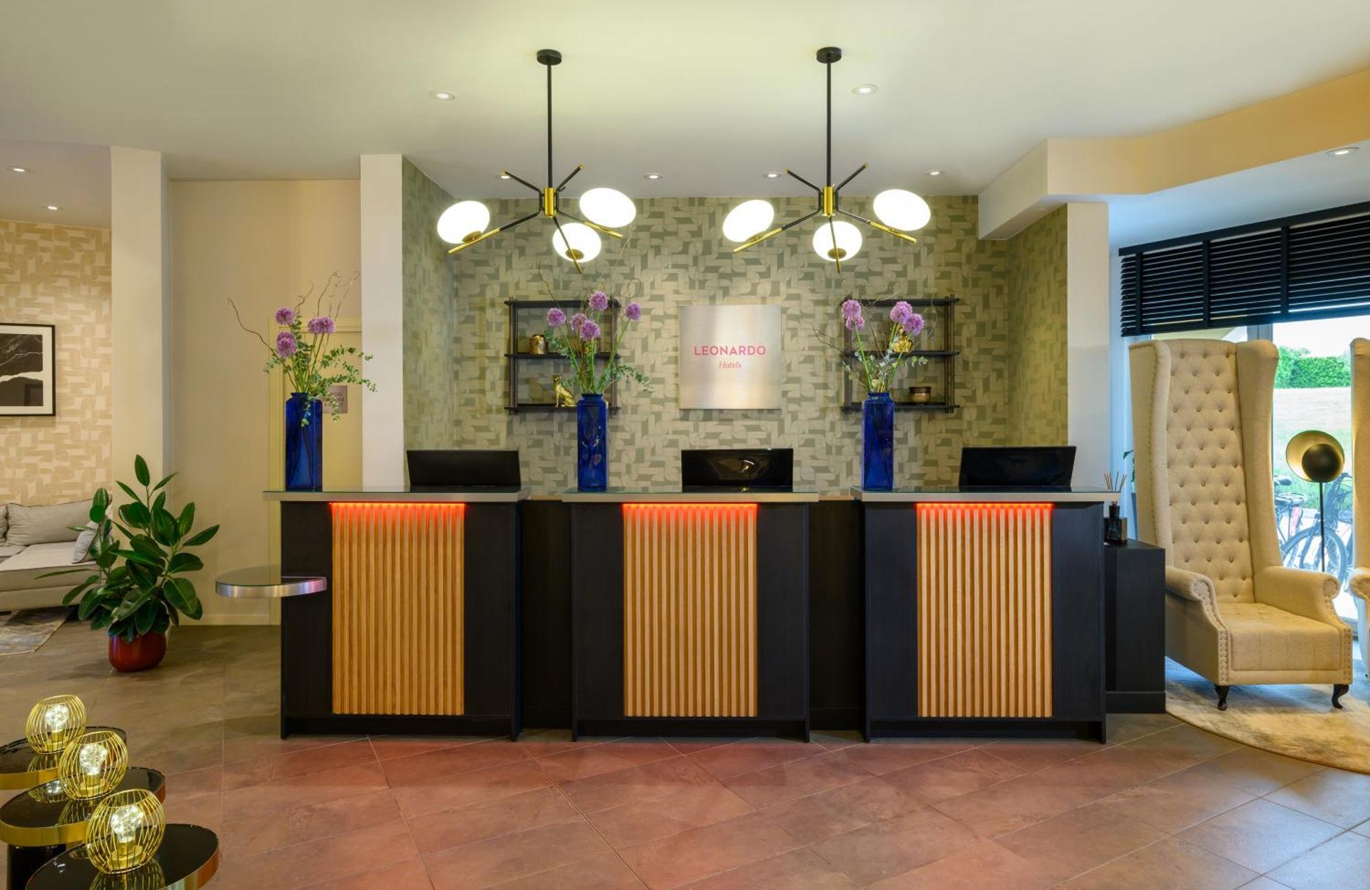 Leonardo Hotel Lago Di Garda - Wellness And Spa 라찌제 외부 사진