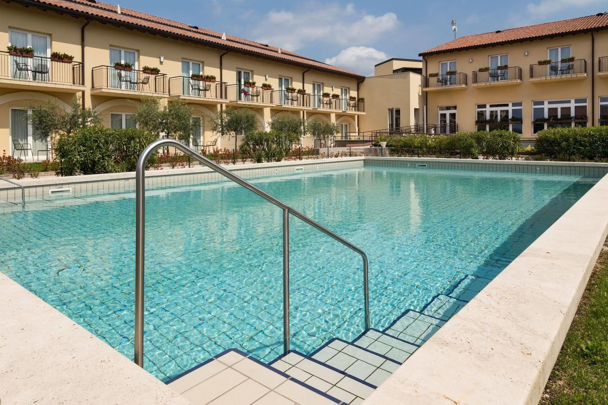 Leonardo Hotel Lago Di Garda - Wellness And Spa 라찌제 외부 사진