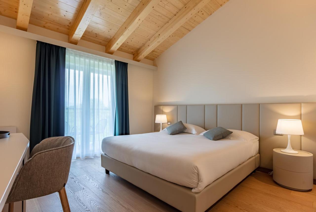 Leonardo Hotel Lago Di Garda - Wellness And Spa 라찌제 외부 사진